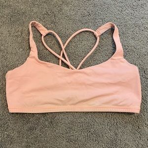 Lululemon free to be bra